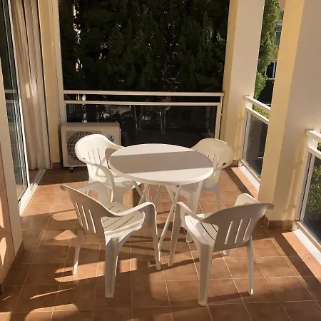 Apartment La Rosaleda-serviden